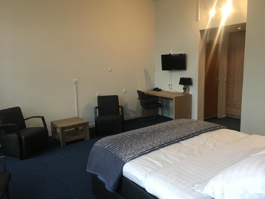 Hotel Wilhelmina Венло Экстерьер фото